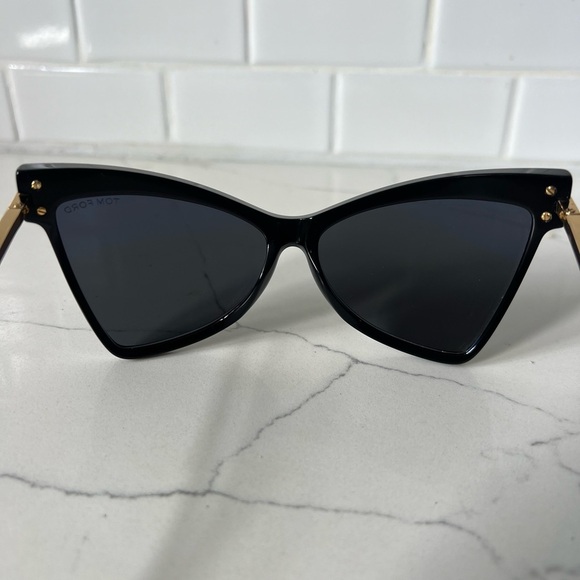 TOM FORD Cat Eye Sunglasses - Picture 7 of 14